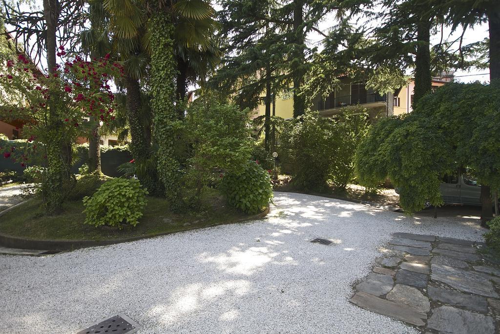 Villa Farinelli Cadegliano Viconago Exteriör bild